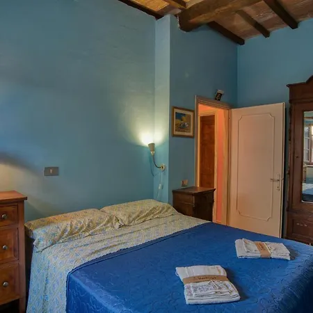 1 Bedroom Cozy In