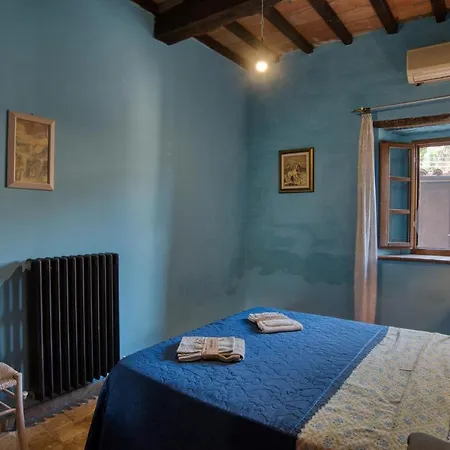 1 Bedroom Cozy In Holiday home *